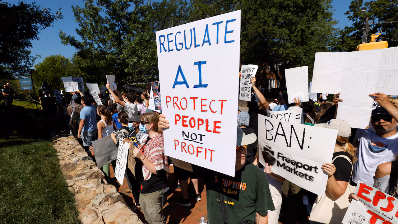 Regulating the Pace of AI Development: The Threat of Mutual Destruction